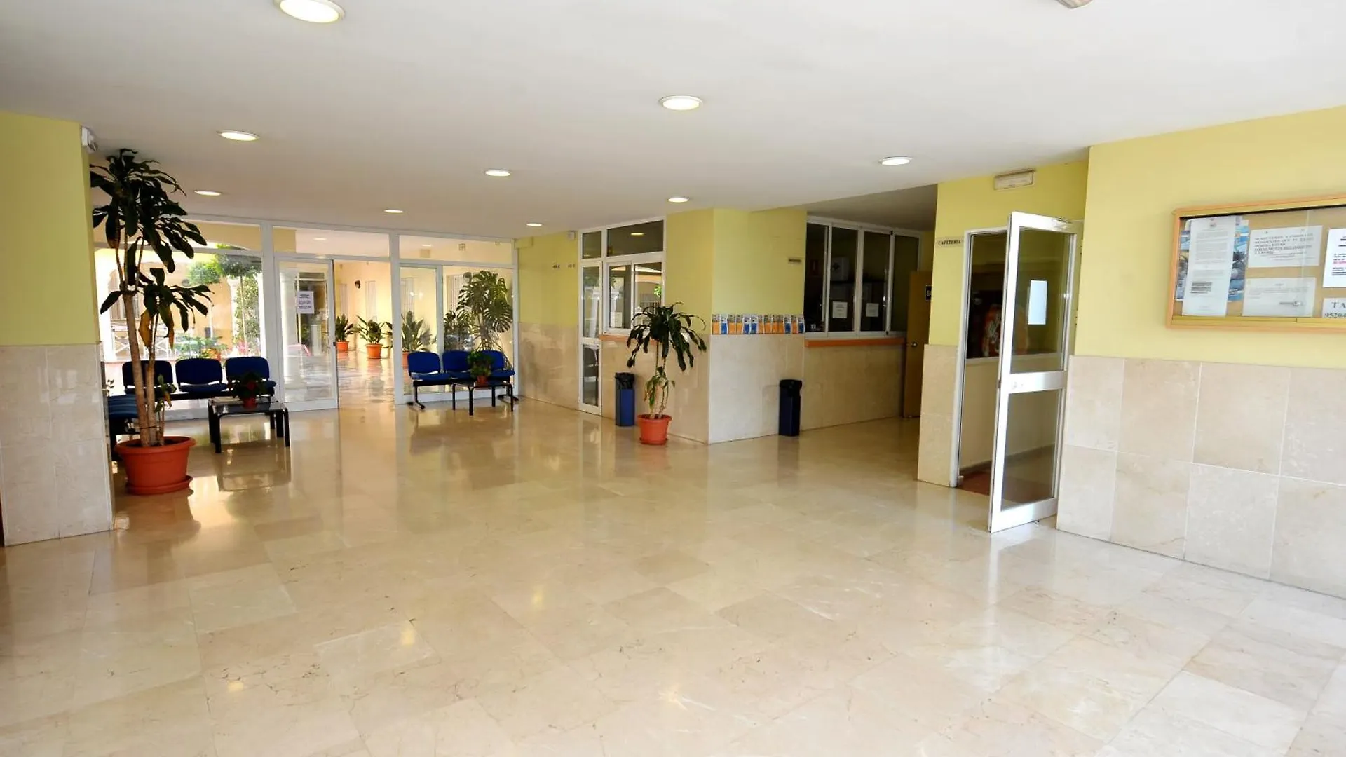 アパート Micampus Malaga Student Residence
