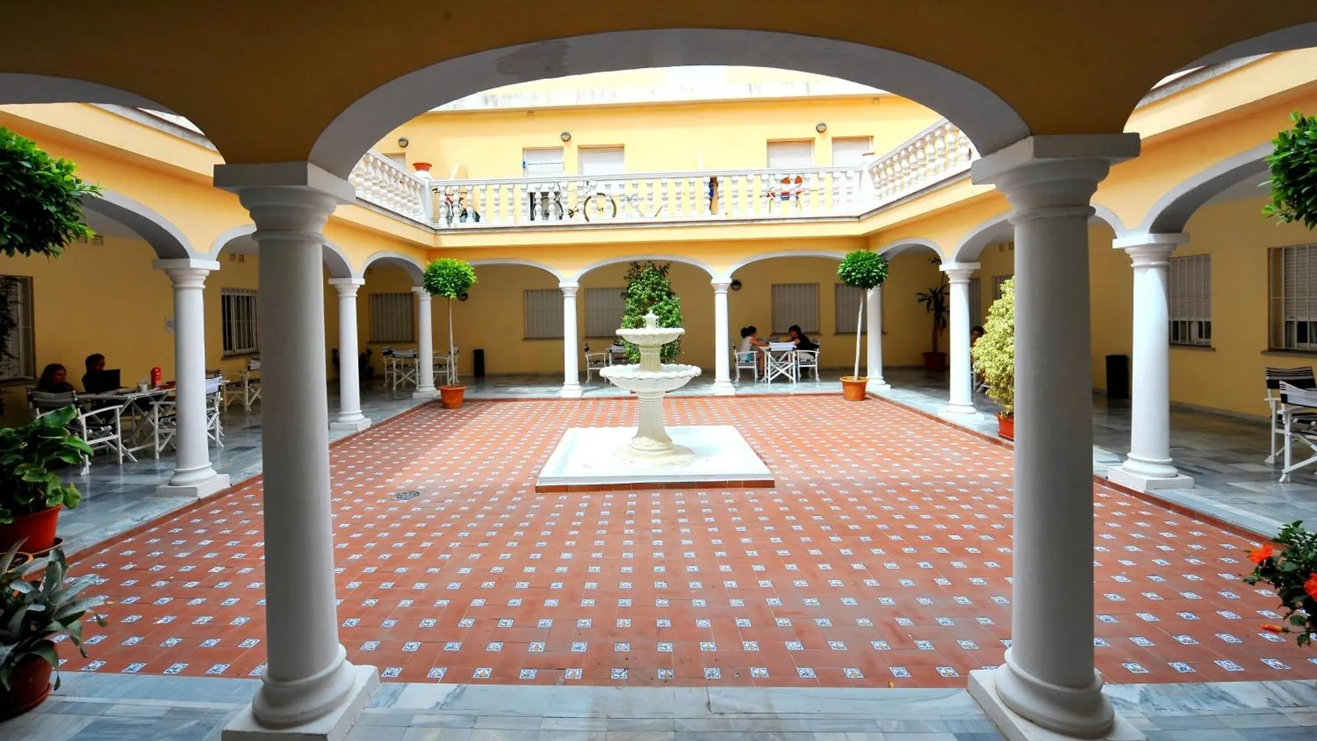 Micampus Malaga Student Residence 0*,  Espanha